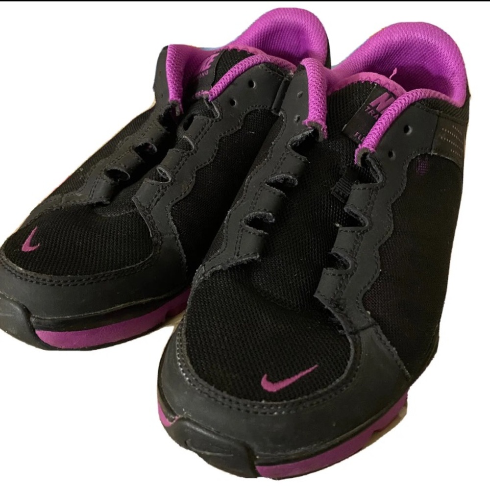 Nike Training Flex TR2 Women's Size 8.5 Black Purple Running Low Athletic Shoes
